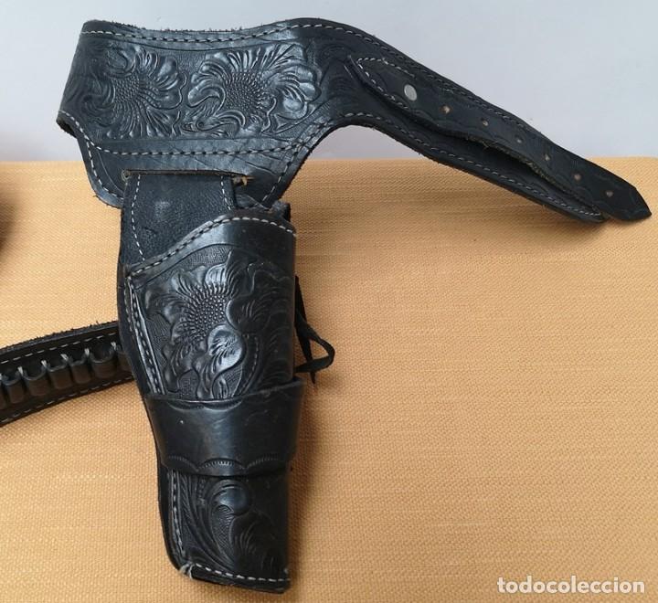 Coleccionismo: Cintur&oacute;n con Funda de Pistola: - Foto 5