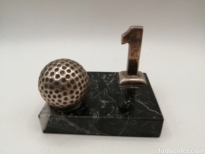 Sammeln: Trofeo golf. Metal plateado, base marmol