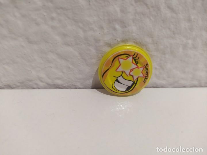 Coleccionismo: 1 TAZO GREFUSA EMOJI GREFUDISCO RELIEVE - SUPERSTAR