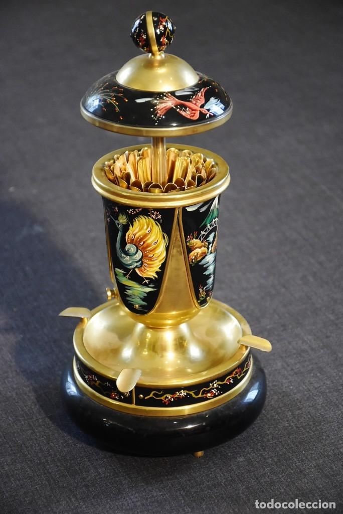 Coleccionismo: Carrousel para cigarrillos - Foto 1