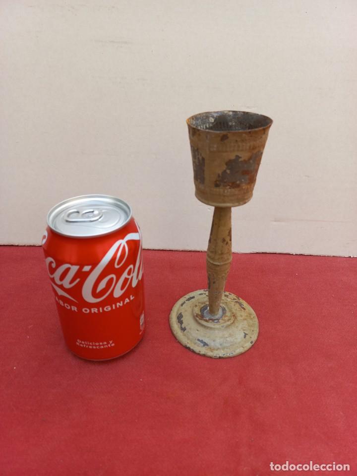 Coleccionismo: portacirios o copa de chapa - 17cm alto