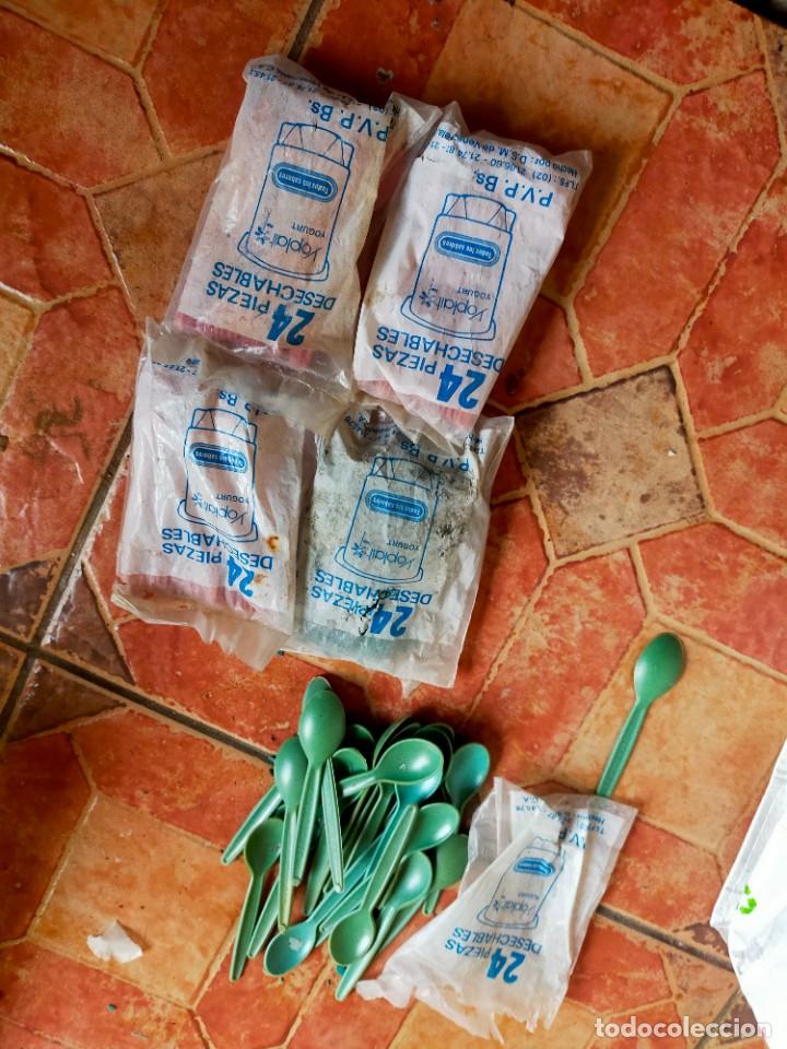 Coleccionismo: Lote antiguas cucharas promoci&oacute;n marca de Yogurt Yoplait - Desechables D.S.M Hechas en Venezuela