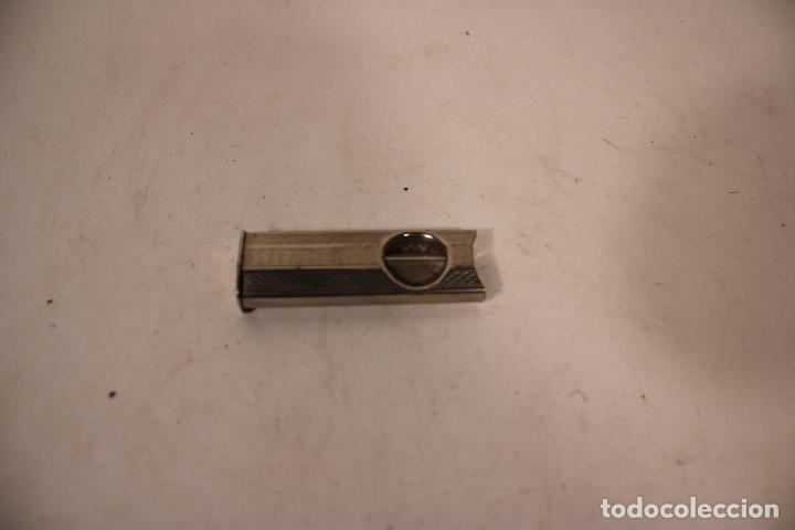Coleccionismo: antiguo cortapuros - Foto 2