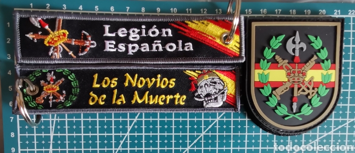 Coleccionismo: Lote parche y llavero bordados de la LEGI&Oacute;N ESPA&Ntilde;OLA NOVIOS DE LA MUERTE EJERCITO DE TIERRA ESPA&Ntilde;A