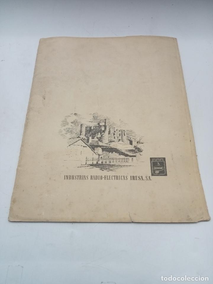 Colecionismo: LOTE DE 6 L&Aacute;MINAS. OBSEQUIO ASKAR. RADIO 1958. INDUSTRIAS RADIO-ELECTRICAS IRESA. 27 X 36 CM
