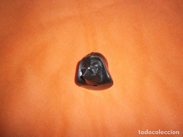 Coleccionismo: Capuch&oacute;n chupa chups - star wars - Darth Vader - Foto 1