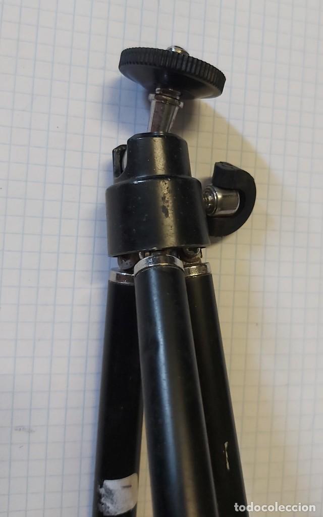 Coleccionismo: Tr&iacute;pode de 14 cm - Foto 2