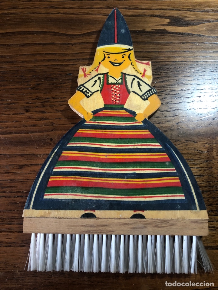 Coleccionismo: CEPILLO ESCOBA MU&Ntilde;ECA DE MADERA - Foto 3