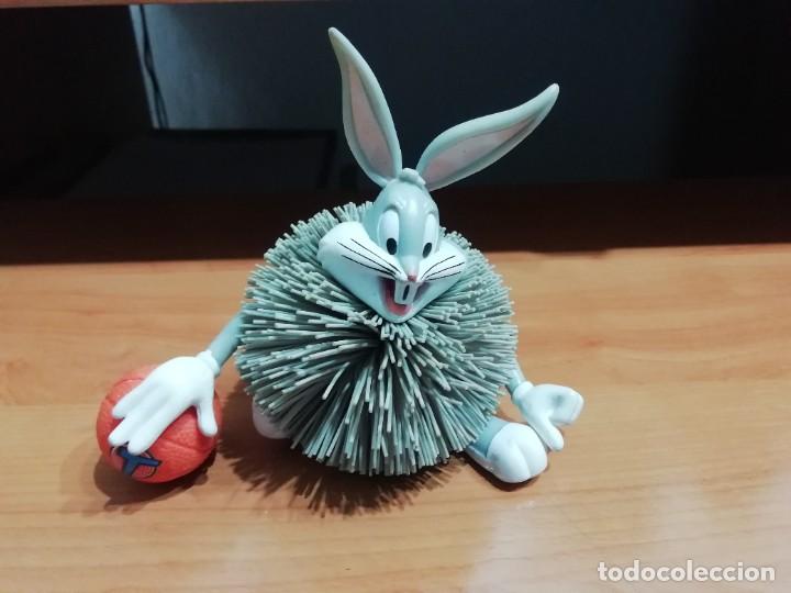 Coleccionismo: Lote 1133. Figura de Bugs Bunny - Foto 1