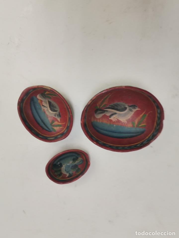 Coleccionismo: CUENCOS DE MADERA PINTADOS A MANO. - Foto 2
