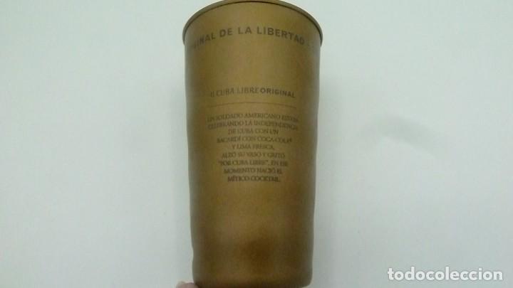 Coleccionismo: Vaso met&aacute;lico Ron Bacard&iacute; - Foto 2