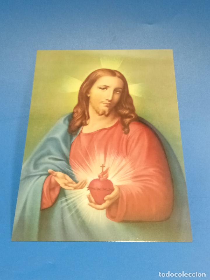 Coleccionismo: LAMINA. RELIGI&Oacute;N. IMAGEN SAGRADO CORAZ&Oacute;N DE JES&Uacute;S. N&ordm; 16. MEDIDAS: 15 X 21 CM