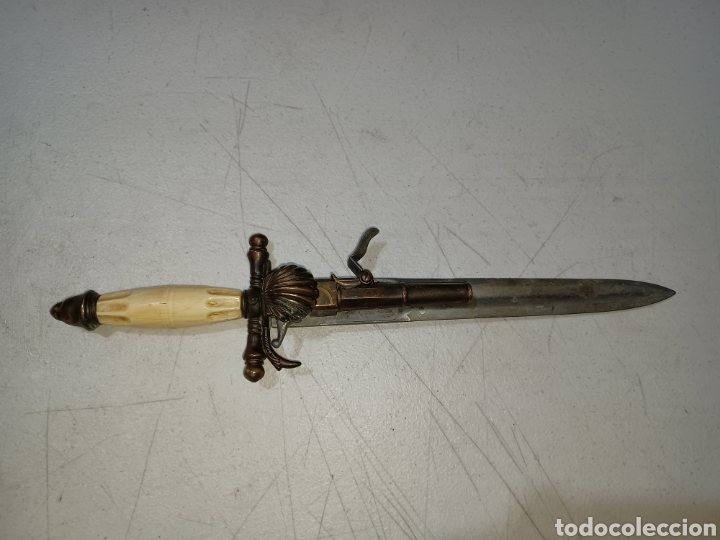 Coleccionismo: R&eacute;plica Daga pistola - Foto 1