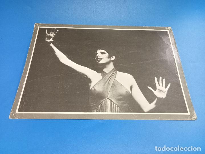 Coleccionismo: ANTIGUA LAMINA. LIZA MINELLI. EDITA POSTERS DEL TIEMPO. SERIE FILMOMAN&Iacute;A. 19 X 28 CM