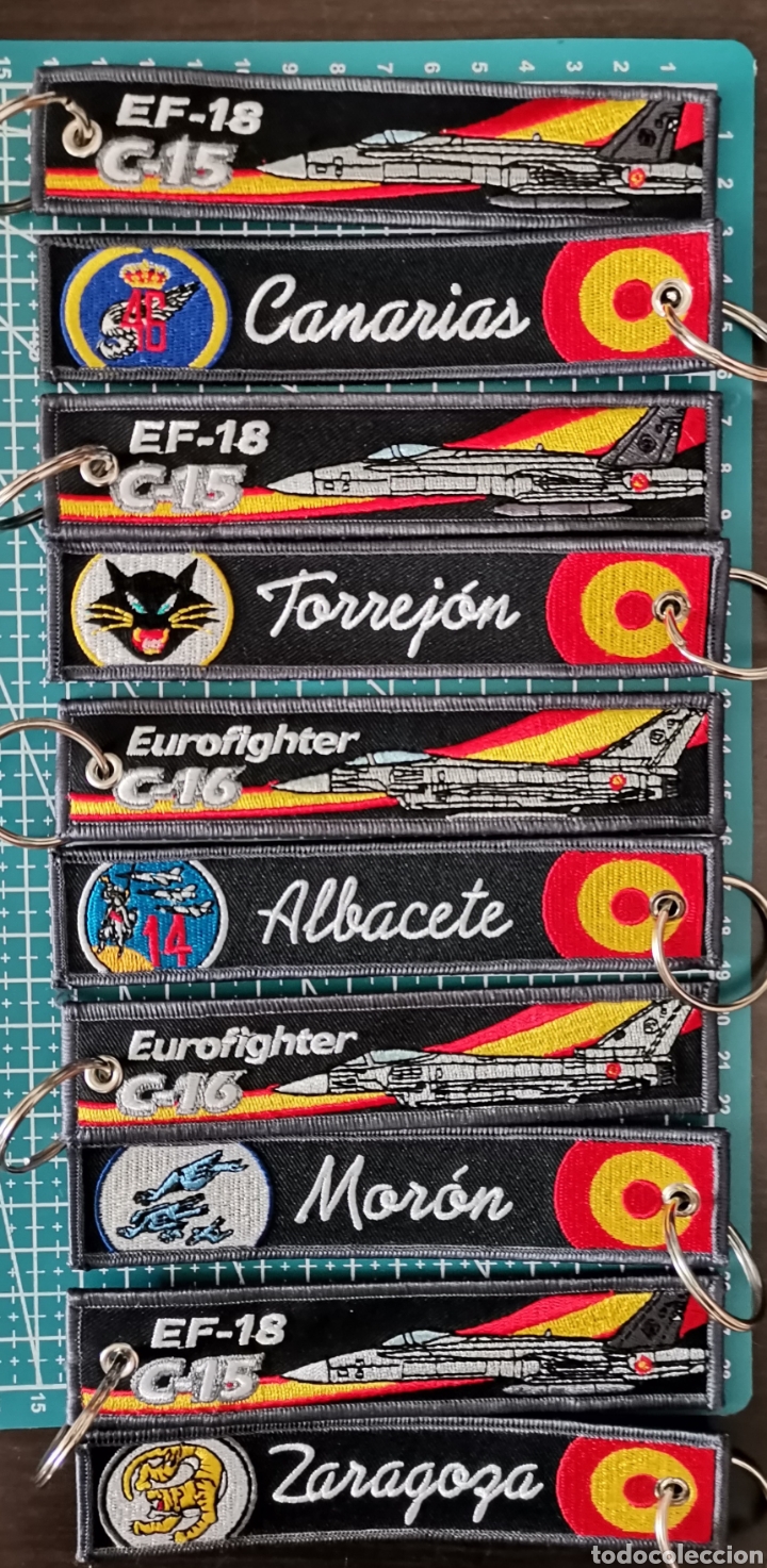 Coleccionismo: 5 Llaveros bordados BASES A&Eacute;REAS ESPA&Ntilde;A. CANARIAS, TORREJON, ALBACETE, MORON, ZARAGOZA Ej&eacute;rcito &Aacute;ire