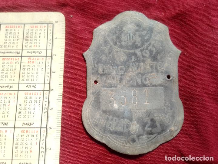 Coleccionismo: Valencia. Placa circulaci&oacute;n rodada 1932 - Foto 1