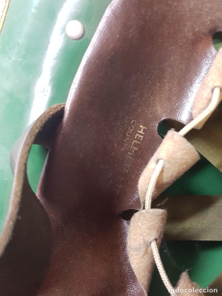 Coleccionismo: Casco de bombero ingl&eacute;s, 1983 - Foto 7