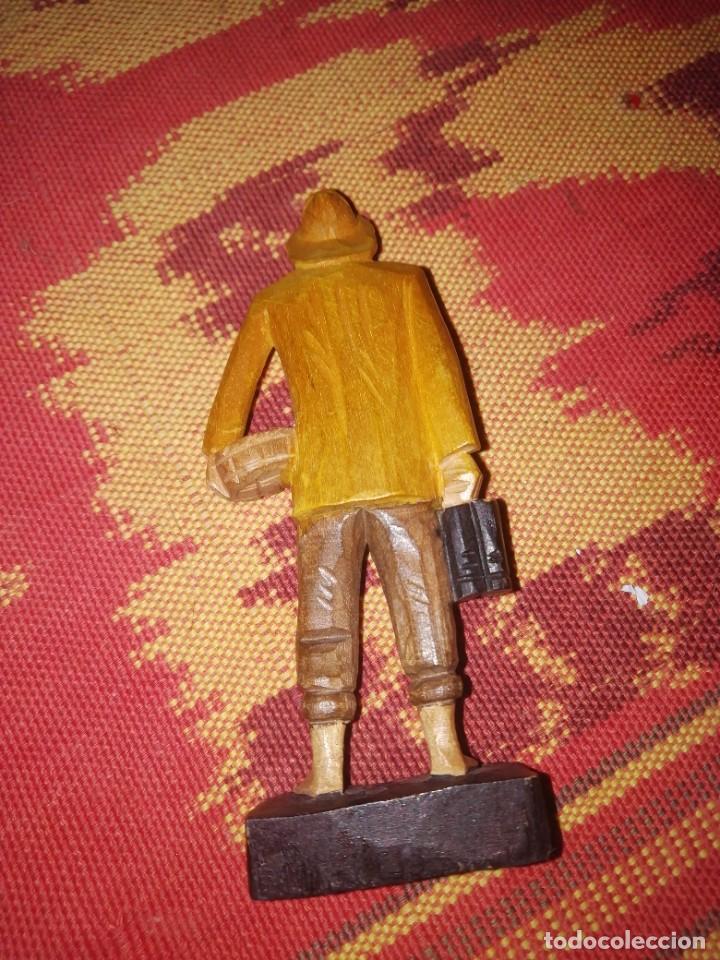 Coleccionismo: Talla en madera marinero - Foto 2