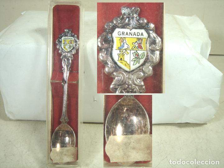 Coleccionismo: GRANADA ESPA&Ntilde;A -BA&Ntilde;ADA EN PLATA -CUCHARA SOUVENIR REGALO RECUERDO CUCHARILLA COLECCION