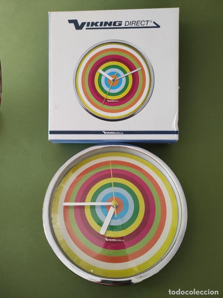 Coleccionismo: RELOJ DE PARED 25 CM Circle Around - (Publicidad Viking Direct)