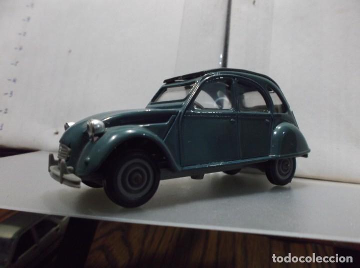 Coleccionismo: 16 - COCHES DE EPOCA EN MINIATURA - MODELO CITROEN 2CV6