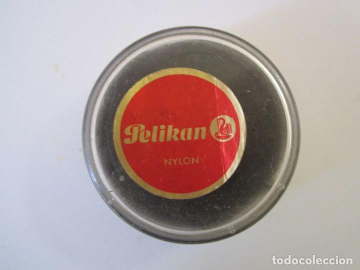 Coleccionismo: (1) CAJA CON CINTA DE MAQUINA DE ESCRIBIR PELIKAN