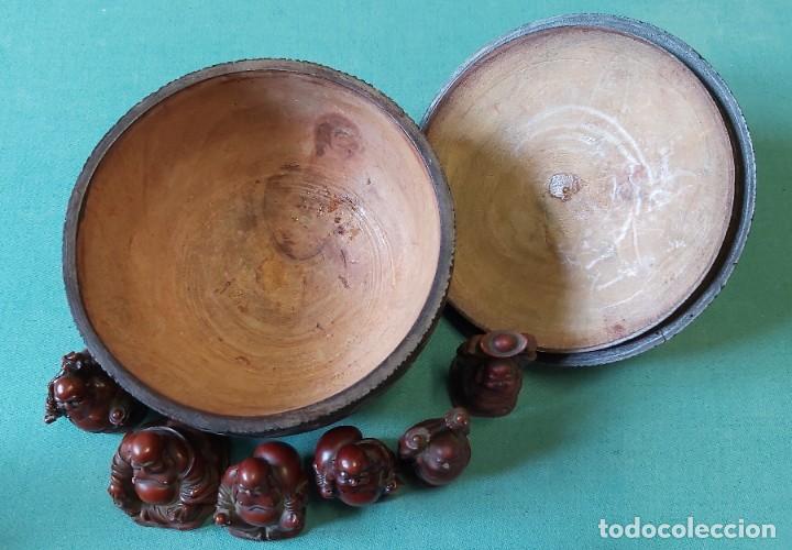 Coleccionismo: Caja de madera con 6 figuritas de Buda - Foto 4