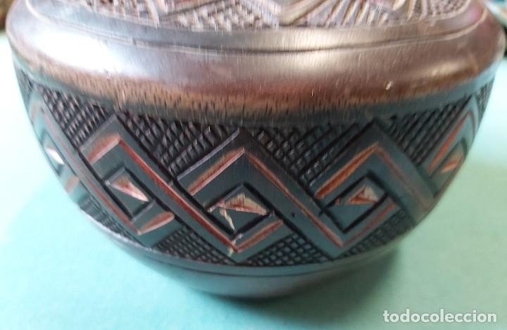 Coleccionismo: Caja de madera con 6 figuritas de Buda - Foto 5