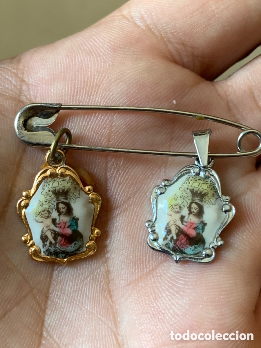 Coleccionismo: ANTIGUO IMPERDIBLE CON MEDALLAS DE NUESTRA SE&Ntilde;ORA DE LAS MARAVILLAS CEHEGIN ( MURCIA )