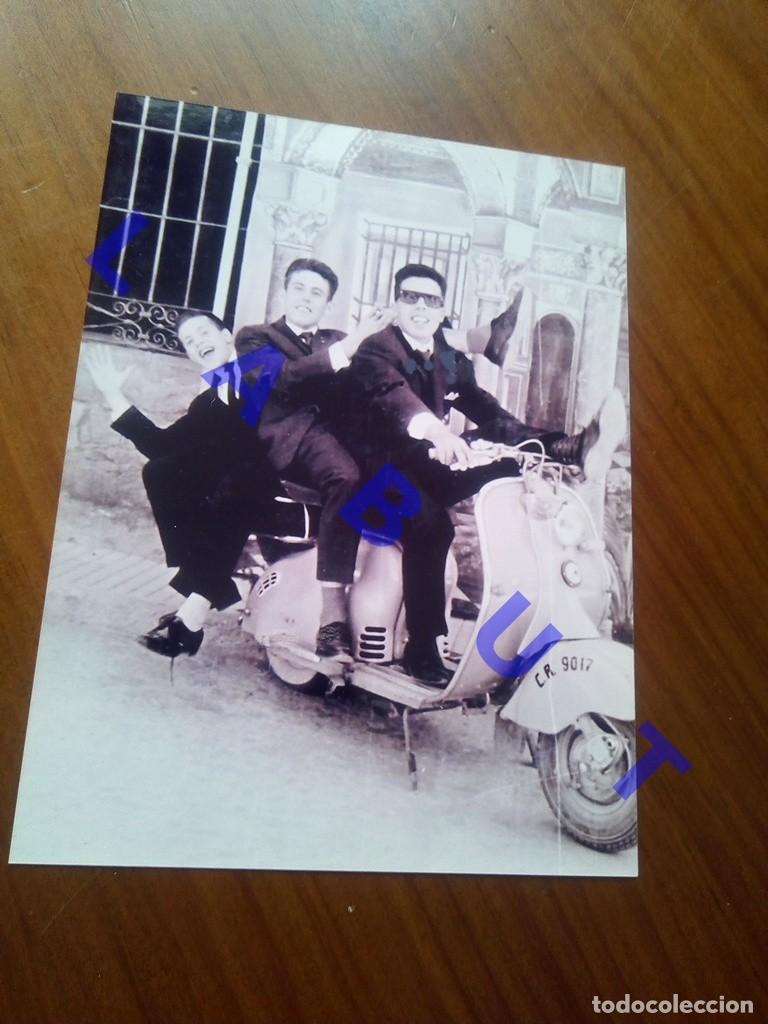 Coleccionismo: VESPA MATRICULA CIUDAD REAL FOTOGRAFIA FUJI 15X11 H80
