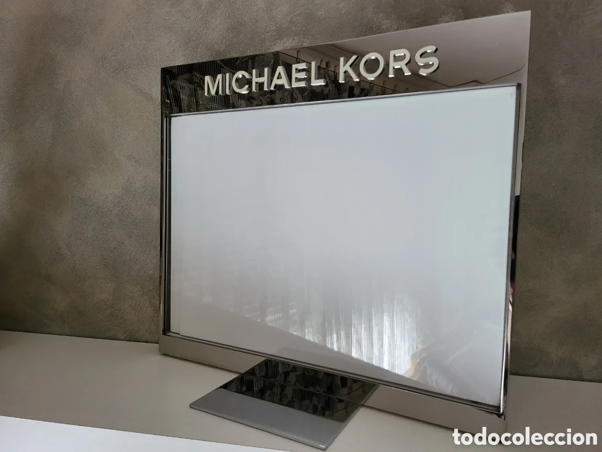 MICHAEL KORS EXPOSITOR ACERO