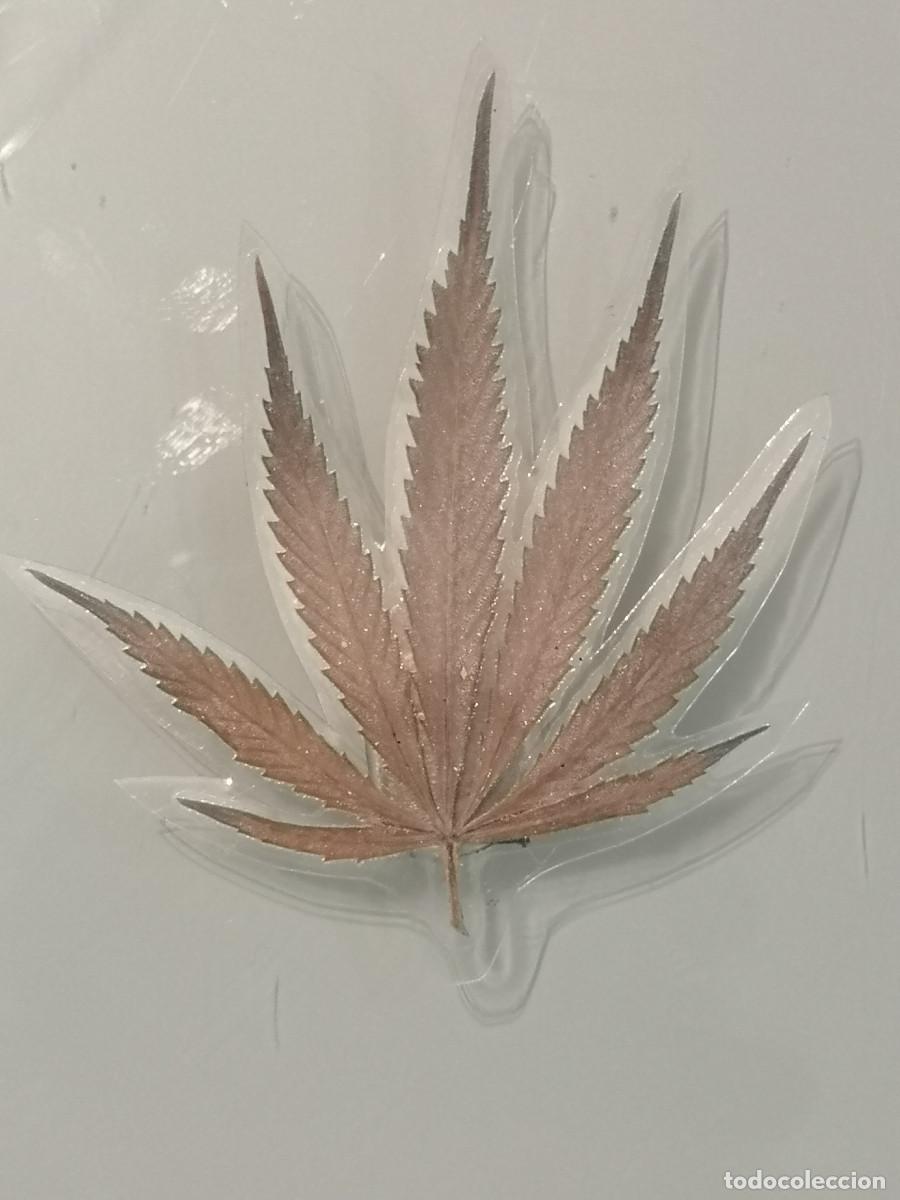 Sammeln: IMAN DE NEVERA - HOJA DE MARIHUANA PLASTIFICADA