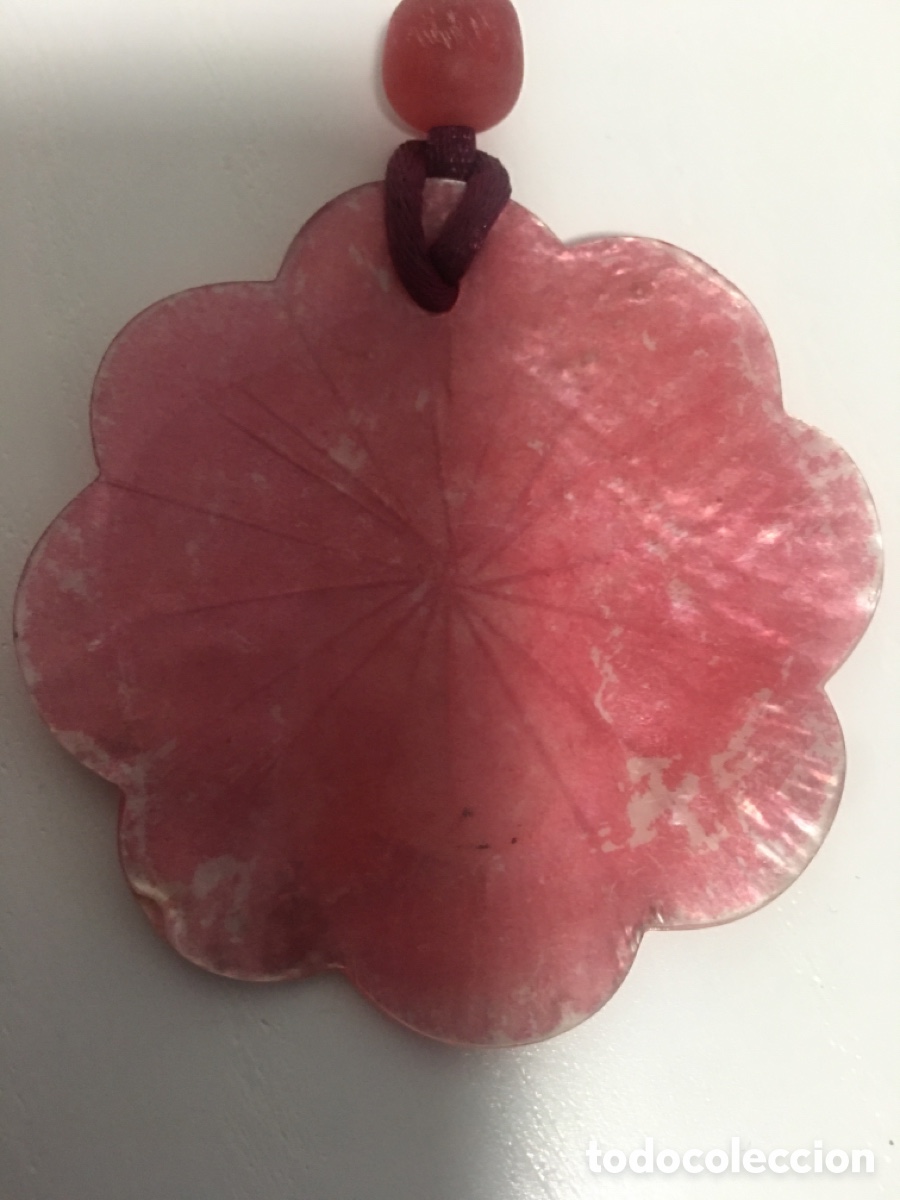 Coleccionismo: Colgante n&aacute;car rosado - Foto 1