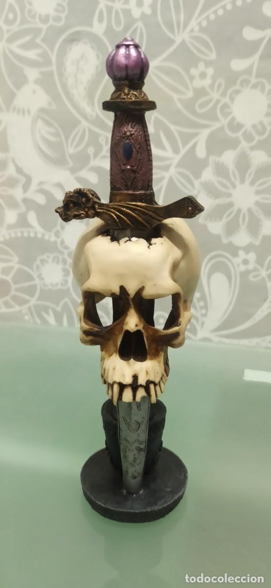 Coleccionismo: PORTAVELA CALAVERA DAGA