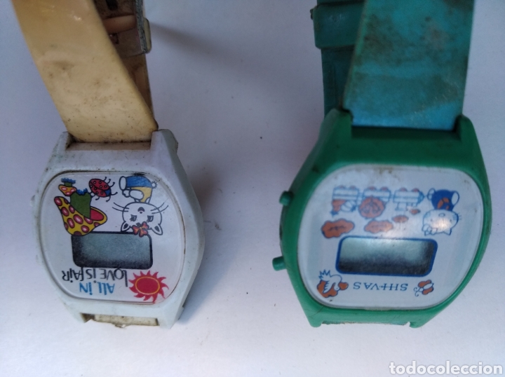 Coleccionismo: Dos relojes digitales Hello Kitty - Foto 1