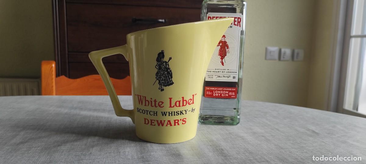 Coleccionismo: Jarra para agua promocional whisky White Label