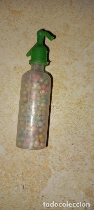 Coleccionismo: Sif&oacute;n con anisetes de kiosco - Foto 1