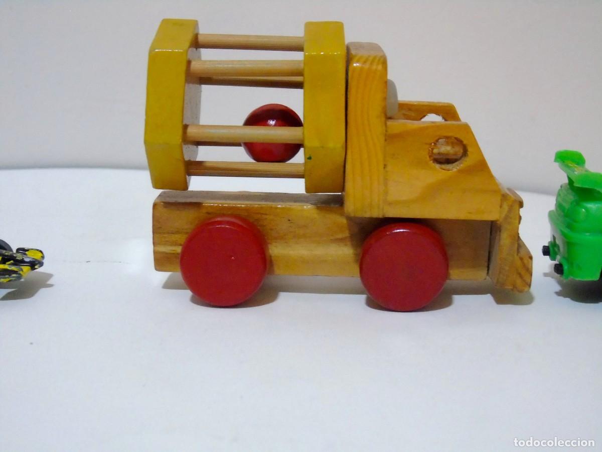 Coleccionismo: cochecito de madera - Foto 2