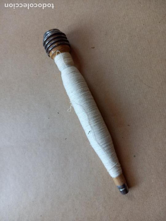 Coleccionismo: Antiguo huso de madera - Foto 1