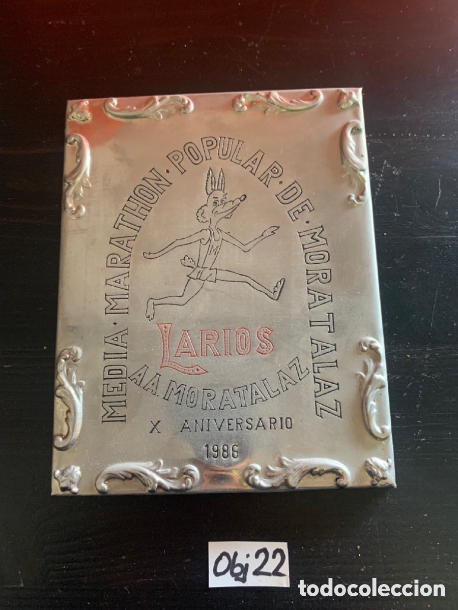 Coleccionismo: Placa de marat&oacute;n moratalaz - Foto 1