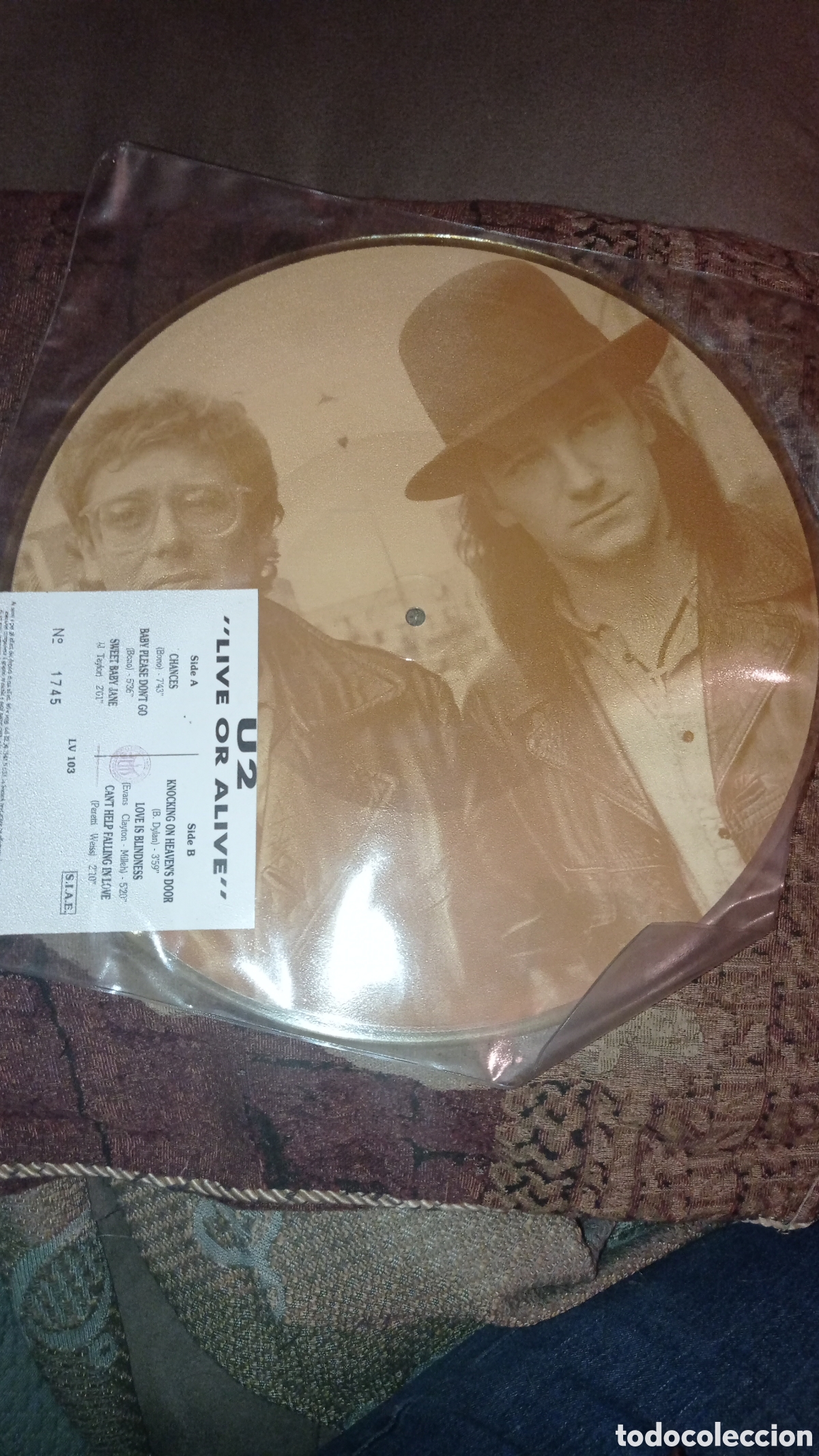 Coleccionismo: Disco de vinilo de U2 raro live or Alive en buen estado