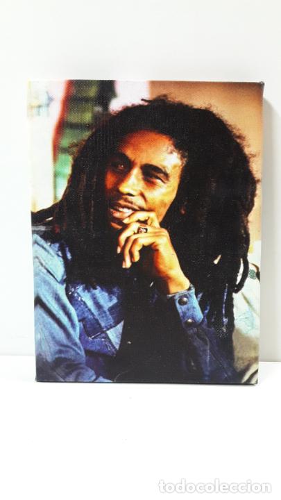 Coleccionismo: CUADRO DE BOB MARLEY . MEDIDA DE FRENTE 15 CM ALTO 20 CM