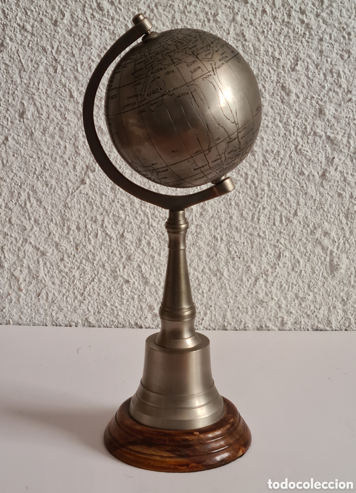 Coleccionismo: Globo Terrestre met&aacute;lico - Decoraci&oacute;n Geografia
