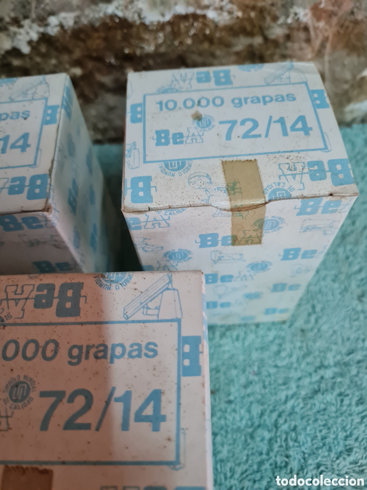 Coleccionismo: Seis cajas60.000 grapas - Foto 2