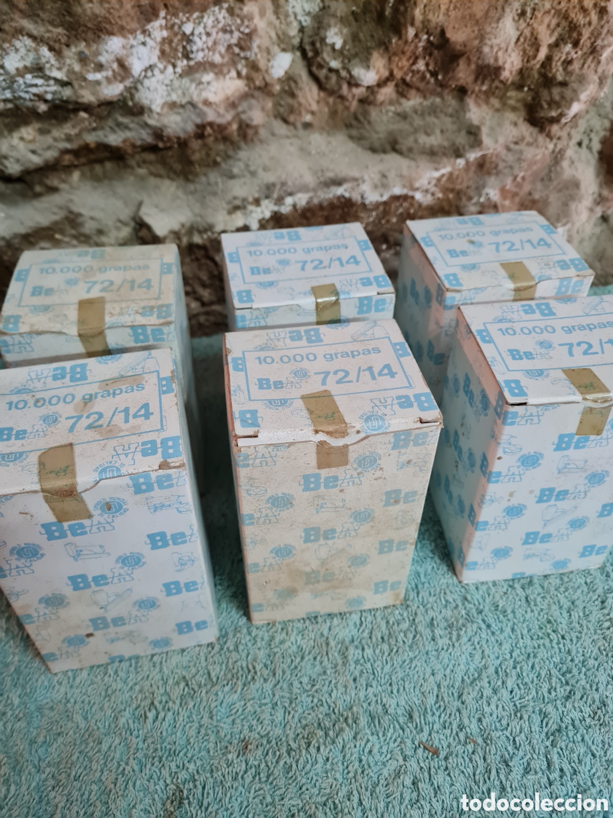 Coleccionismo: Seis cajas60.000 grapas - Foto 4