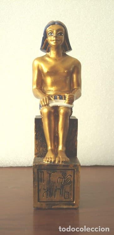 Coleccionismo: Peque&ntilde;a figura dorada de escriba del Antiguo Egipto