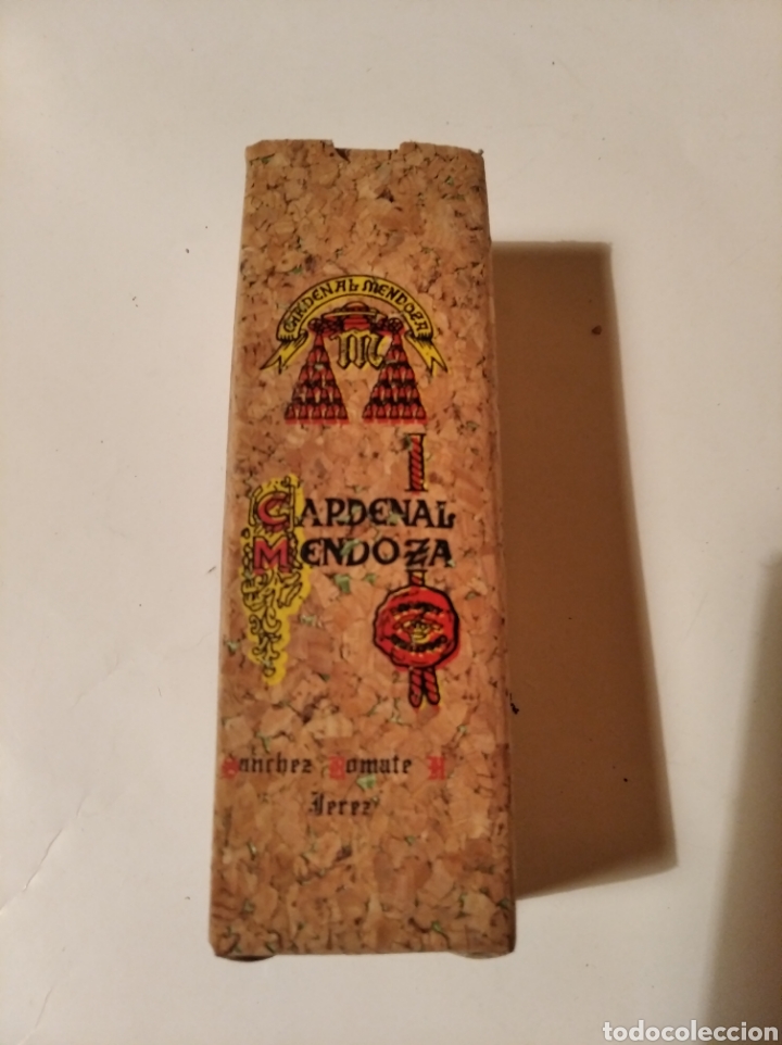 Coleccionismo: En caja de corcho peque&ntilde;a de brandy cardenal Mendoza