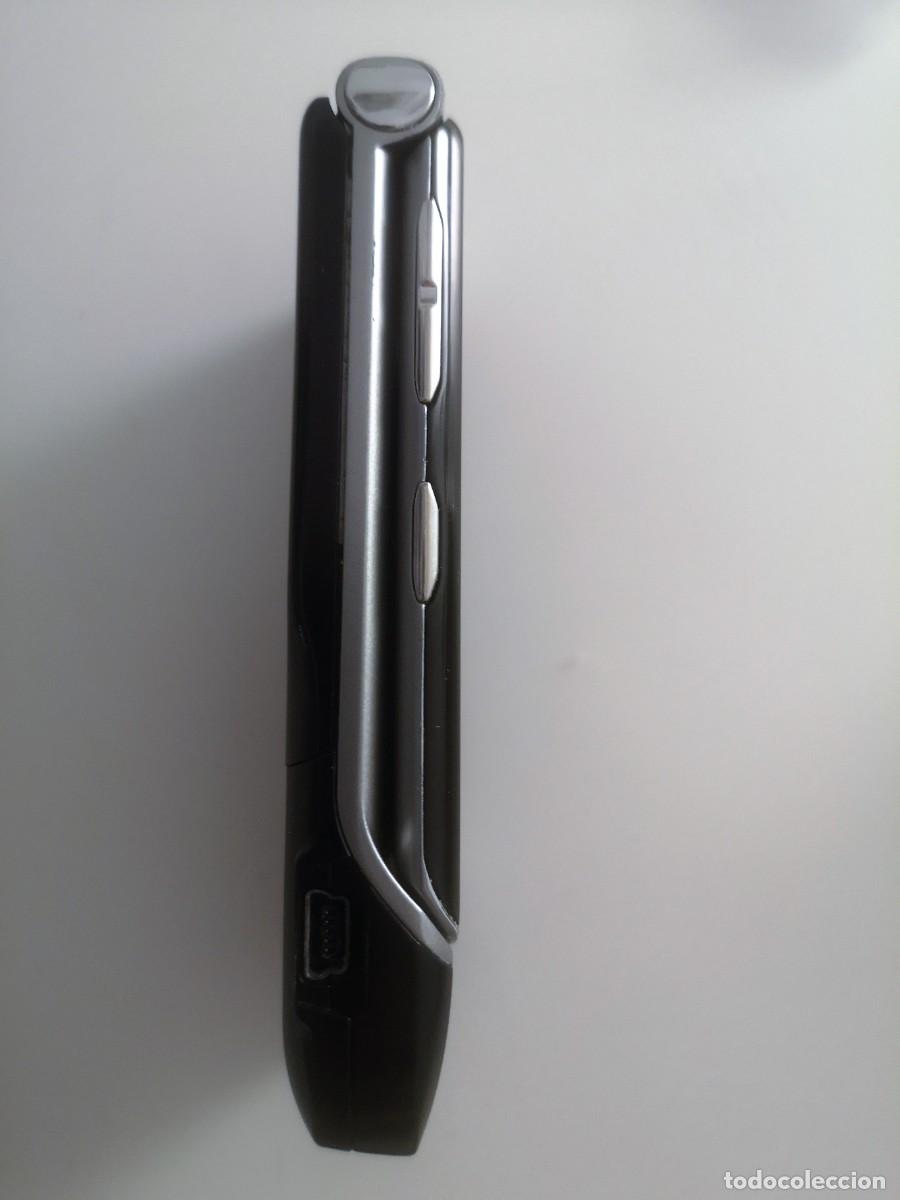 Coleccionismo: M&oacute;vil antiguo Motorola V - Foto 7