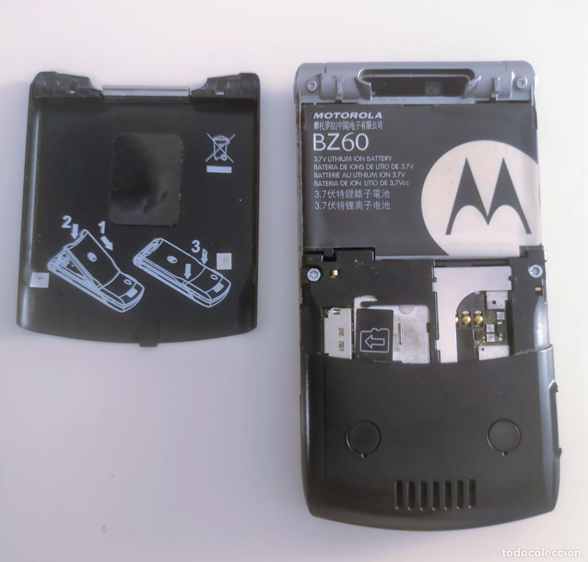 Coleccionismo: M&oacute;vil antiguo Motorola V - Foto 13