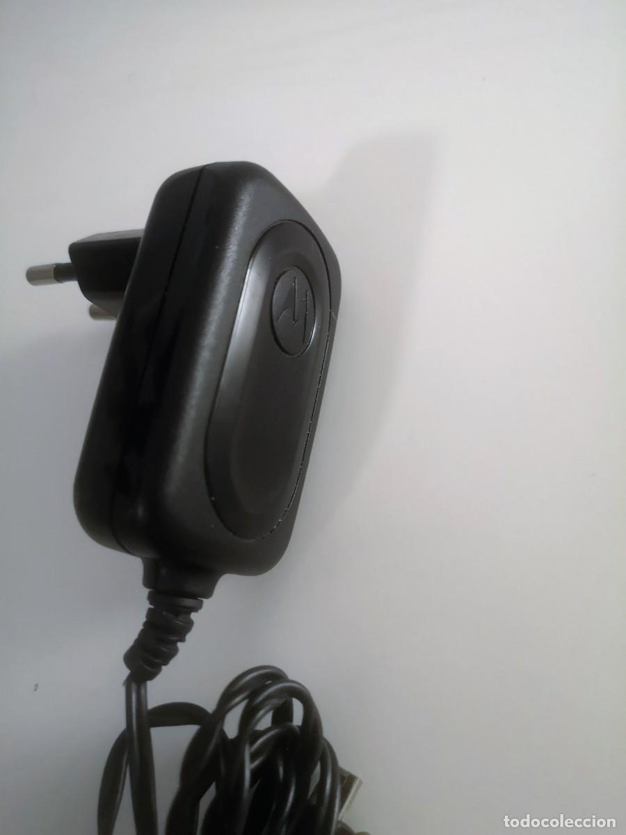 Coleccionismo: M&oacute;vil antiguo Motorola V - Foto 15